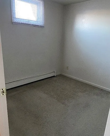 Eastown Villa Apartments — Photo 6