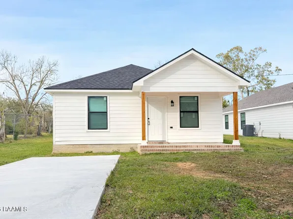 1422 Pujo Ave, Opelousas, LA 70570