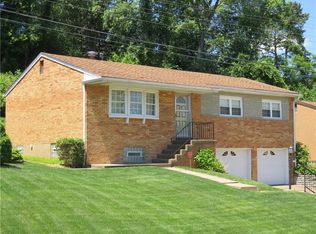 209 McAlister Dr, Pittsburgh, PA