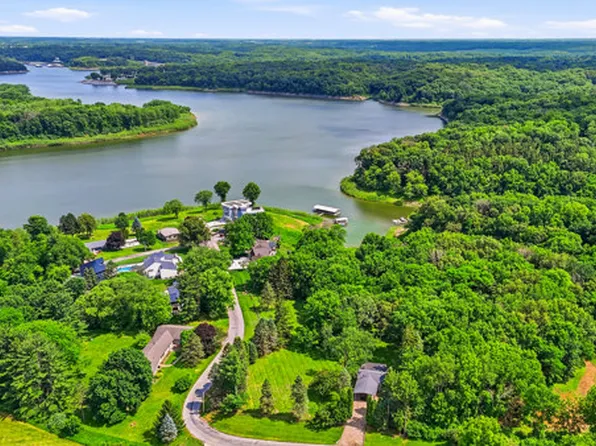 3867 Locust Ridge Rd NE, North Liberty, IA 52317