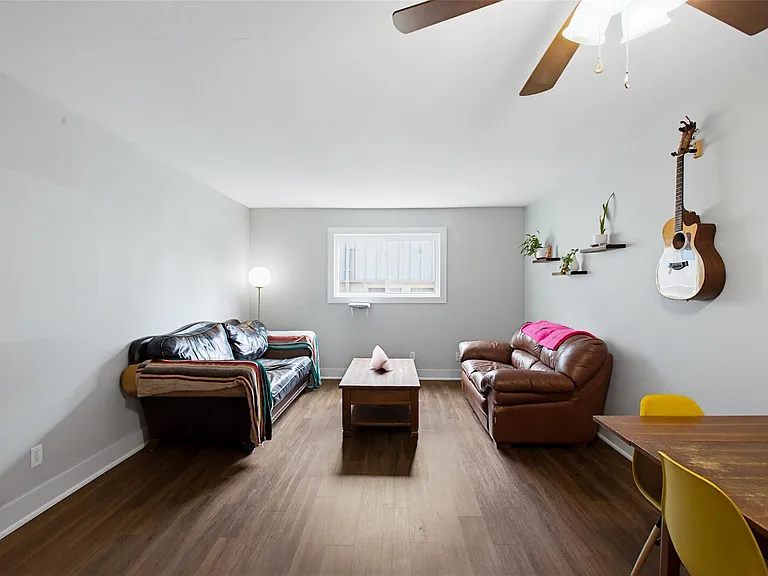 3815 Guadalupe St #208 — Photo 2