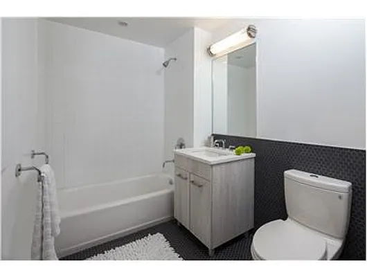 Rented by Douglas Elliman | media 33