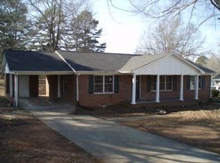 507 Garrett St, Fountain Inn, SC 29644