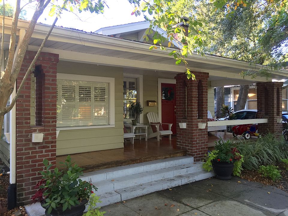 Charming Hyde Park Bungalow