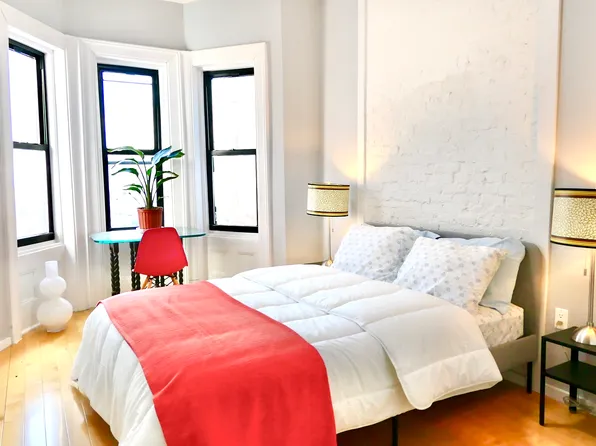 1558 Saint Mark's Avenue image 5 of 27