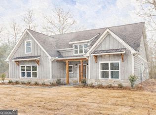 392 Lakewood Cove Dr, Demorest, GA 30535