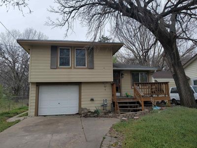 1009 N 12th St, Salina, KS, 67401