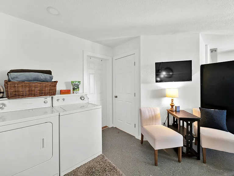 3075 Forest Hills Dr — Photo 19