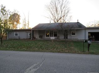 541 S Franklin School Rd, Salem, IN 47167