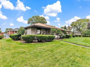 8605 Cottage Grove Ave, Highland, IN 46322