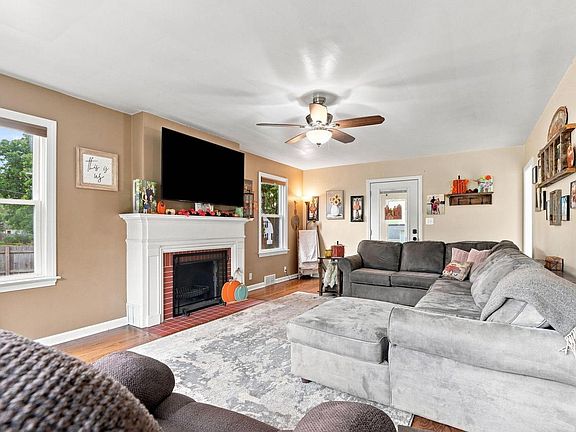 4th image of 4405 Harding ROAD