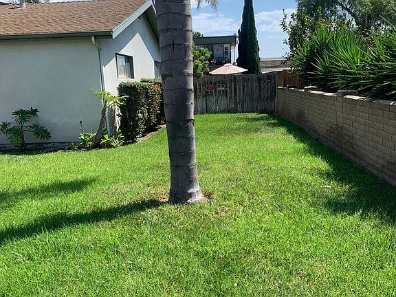 3rd image of 1147 Grove Ave