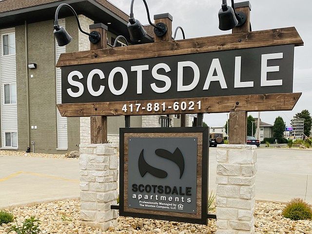 Scotsdale - Sign