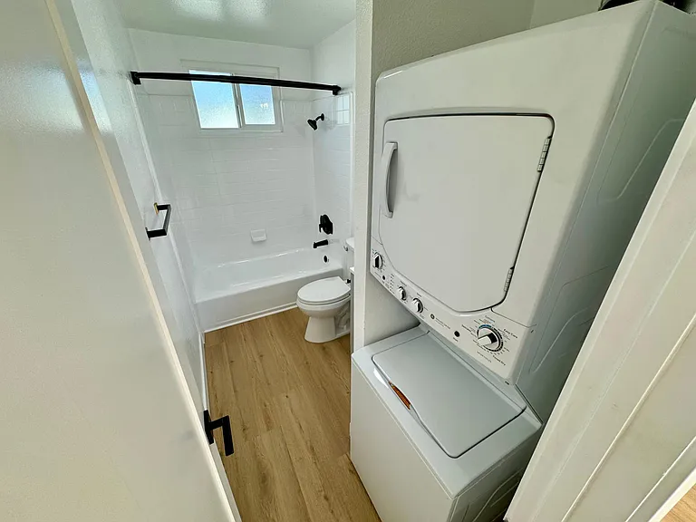 173 Brightwood Ave #D — Photo 13