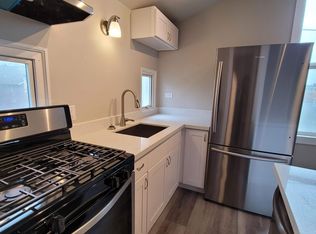 3501 Albion Pl N APT 5, Seattle, WA 98103