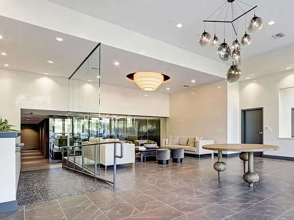 2nd image of 1825 N Las Palmas Ave #124