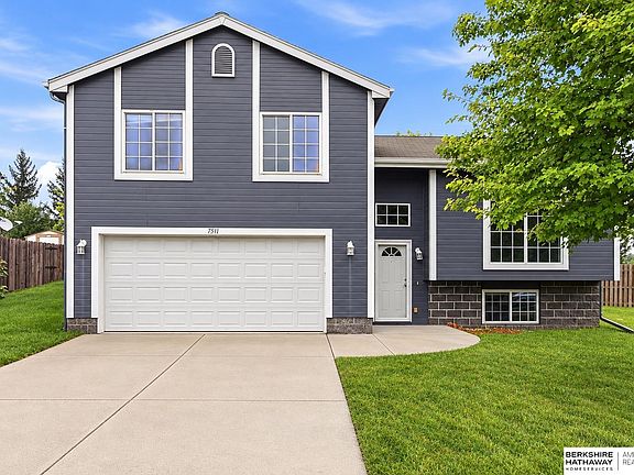 2nd image of 7511 N 73rd Cir