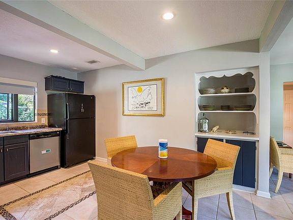 5th image of 2831 MULFORD AVENUE