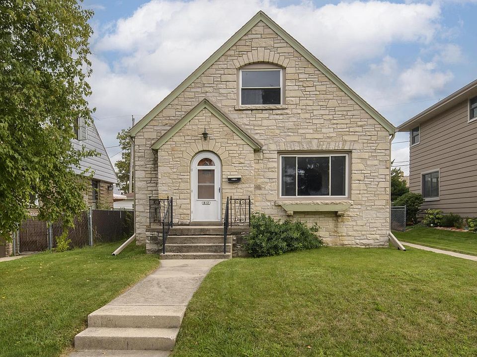 1st image of 812 Marshall AVENUE