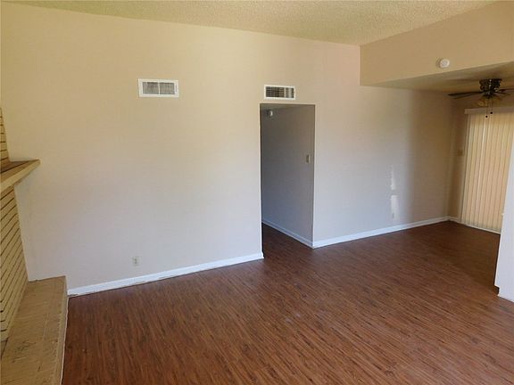 4th image of 7210 Grand Canyon Dr #B