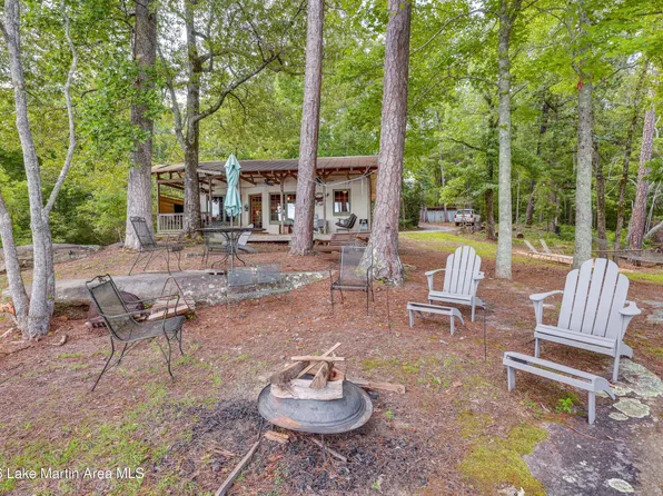 265 Lovejoy Plantation Rd, Eclectic, AL 36024