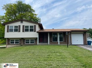 803 London Ln, Saint Louis, MO 63141