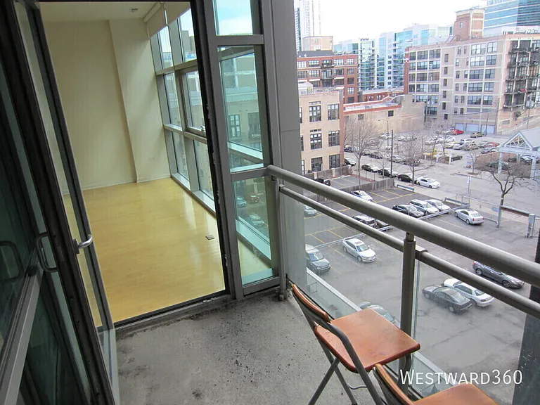 225 S Sangamon #605 — Photo 11