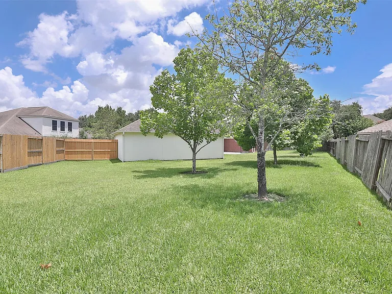 26738 Abbey Springs Ln — Photo 29