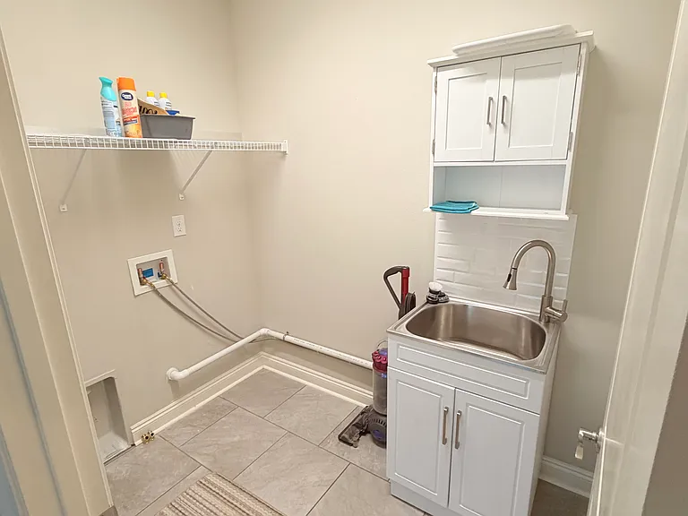 8520 Dinosaur Dr — Photo 23
