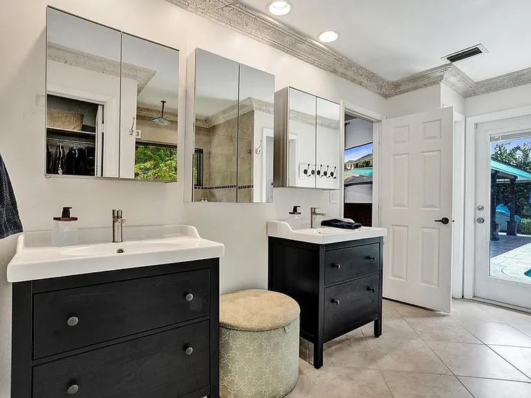 5569 Wind Drift Ln — Photo 43