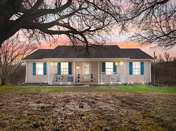 210 Big Hill Mountain Rd, McKee, KY 40447