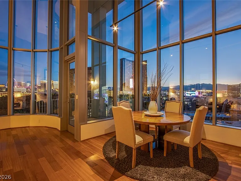 360 E Desert Inn Rd #1008 — Photo 42