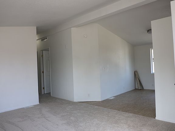4th image of 5126 70th Ave E #5