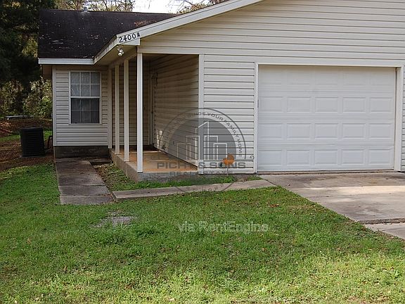 2nd image of 2400 Barcelona Ct