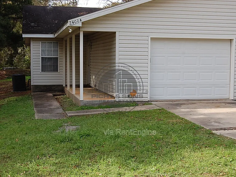 2400 Barcelona Ct — Photo 2