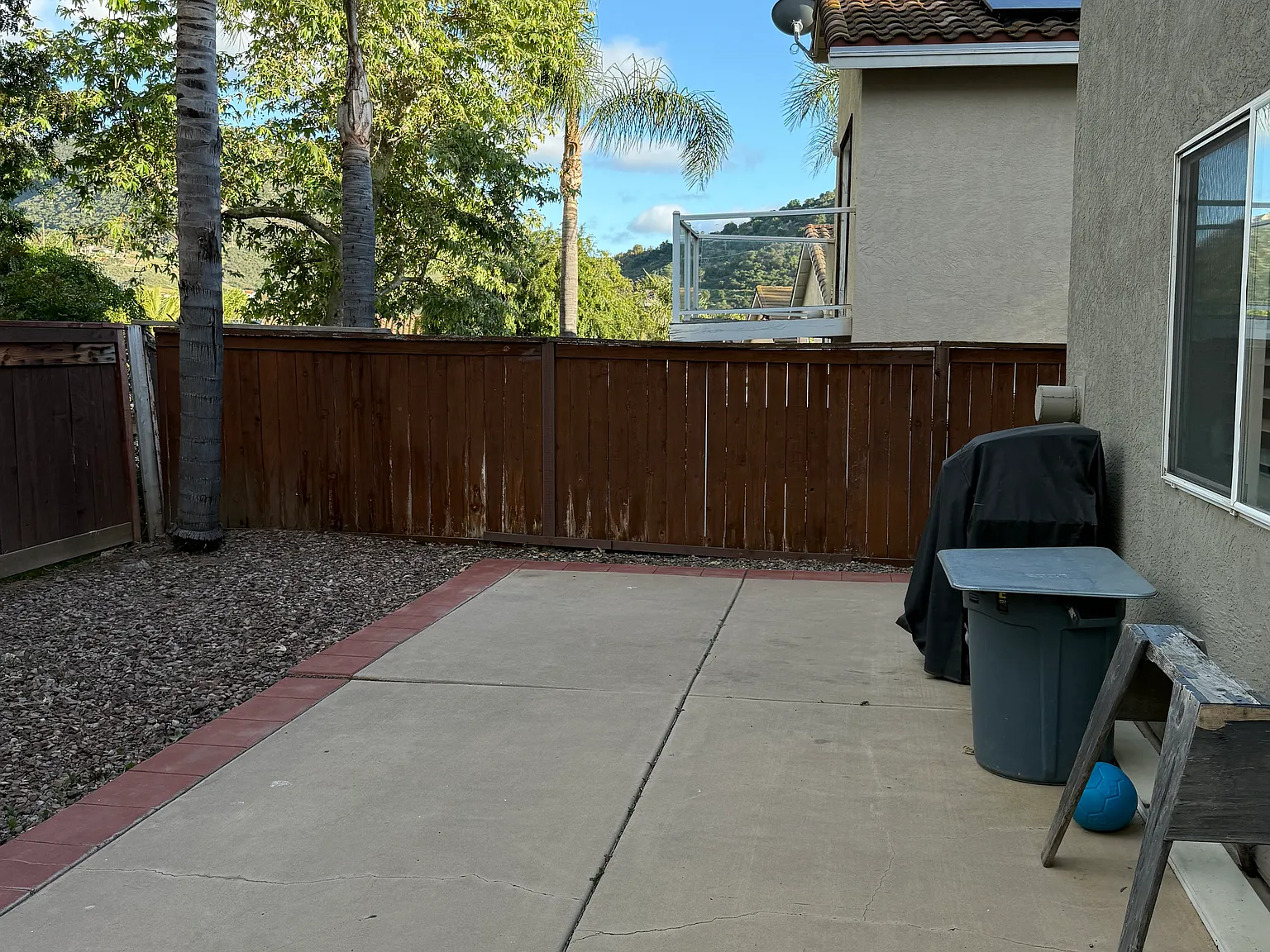 4 bed, 3.5 bath, 1820 sqft, $4,000 — Photo 3