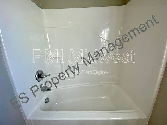 10918 Spirit Dr — Photo 23