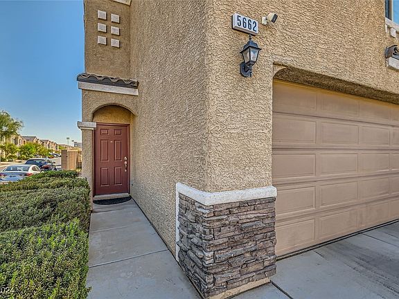 3rd image of 5662 Point Loma Ct