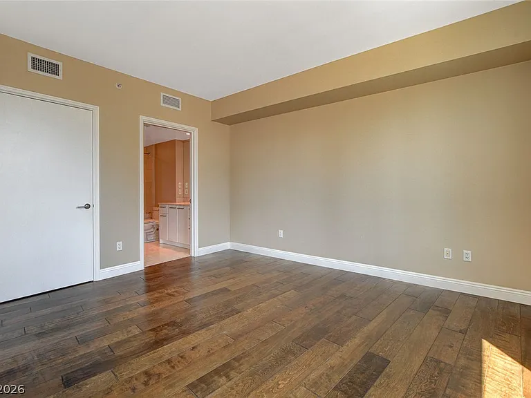222 Karen Ave #1705 — Photo 14