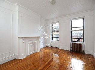 322 E 94th St #3W, New York, NY 10128