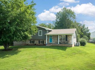 122 Mapleton Ct NW, Cleveland, TN 37312