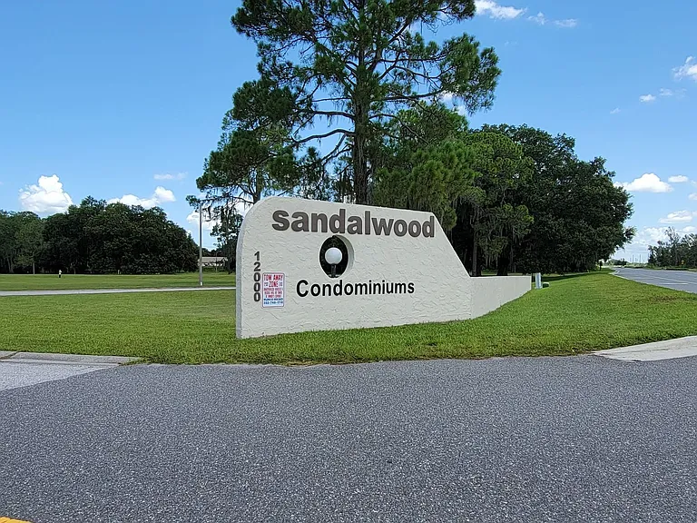 14202 Sandalwood Dr — Photo 33
