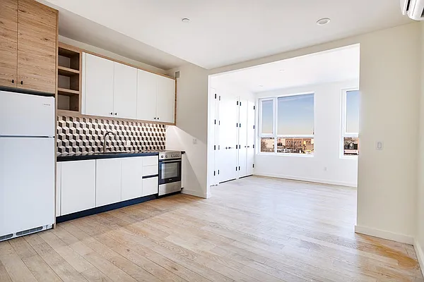 Rented by Brooklyn Group | media 75