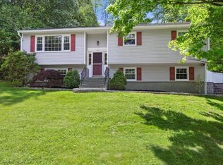 47 Lockwood Rd, Cortlandt Manor, NY 10567