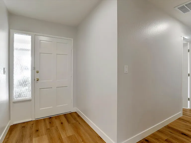 1471 La Paz Ct — Photo 5