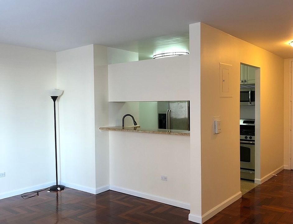 1st image of 422 E 72nd St APT 9B