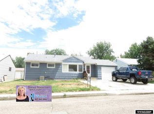 1615 Sycamore St, Casper, WY 82604
