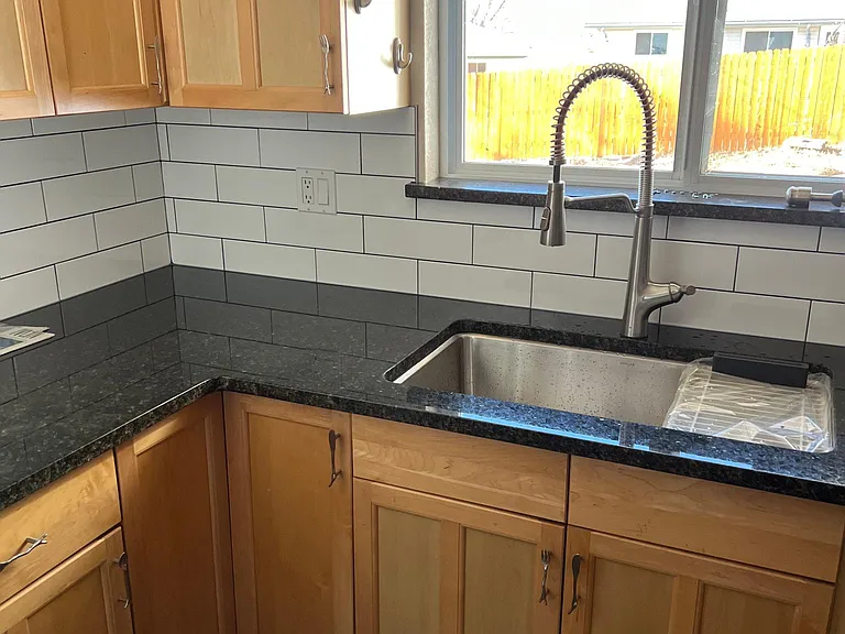 3616 Leeds Ln — Photo 7