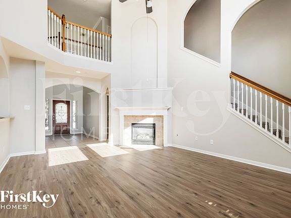 3rd image of 20836 Sheridan Heights Ln