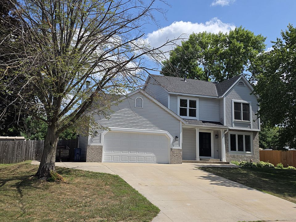 1st image of 2924 Valento Ln